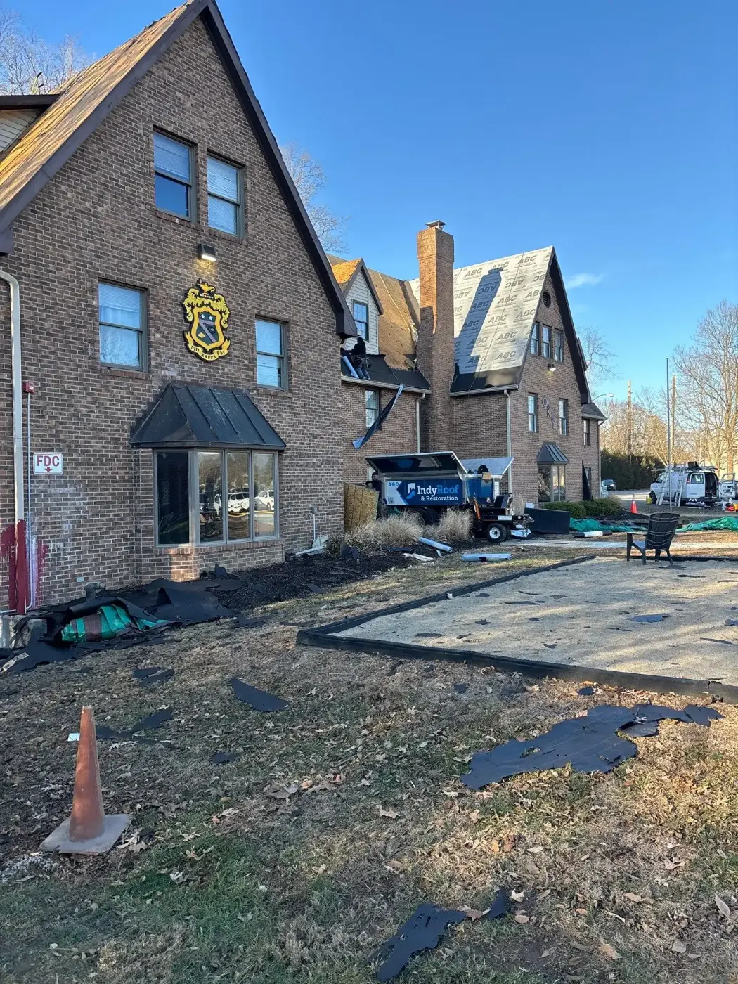 Manufacturer-certified roof installation in Valparaiso